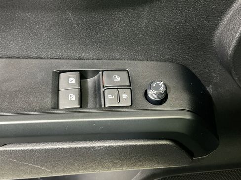 Used 2023 Toyota Tacoma SR w/ SR Convenience Package image 16