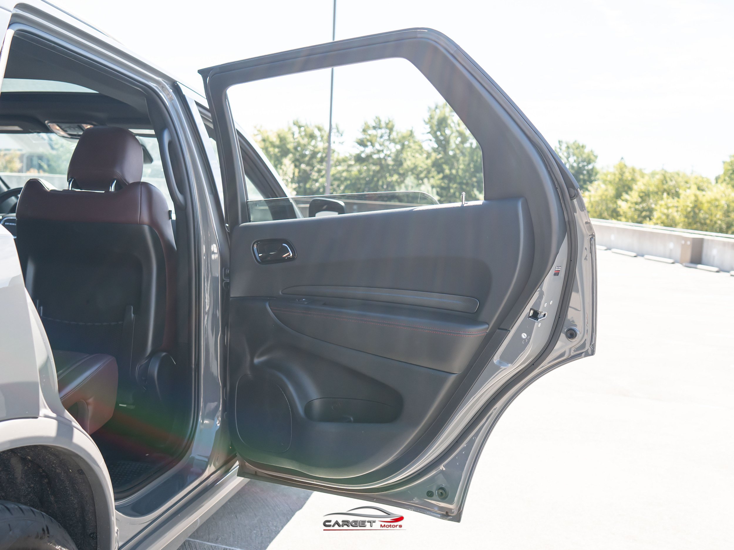 Used 2023 Dodge Durango R/T w/ Tow 'N Go Package AWD/4WD image 45