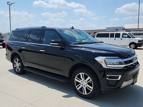 Used 2024 Ford Expedition Max Limited AWD/4WD image 6