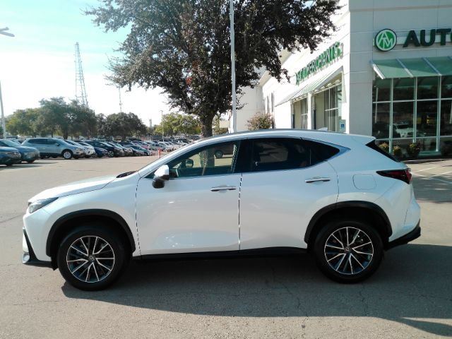Used 2024 Lexus NX 250 FWD image 13