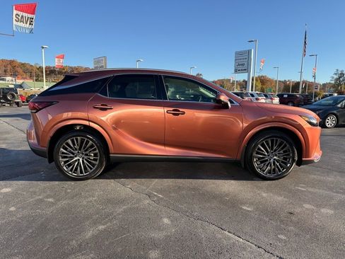 Used 2024 Lexus RX 350h 350h image 3