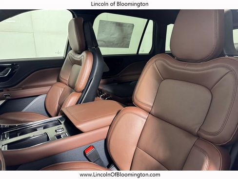 New 2026 Lincoln Aviator Reserve AWD/4WD image 24