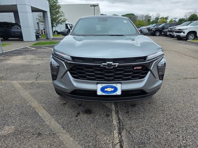 Used 2024 Chevrolet Trax RS FWD image 6