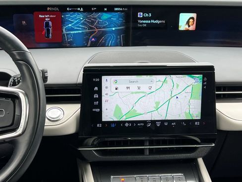 Used 2025 Lincoln Nautilus Premier w/ Equipment Group 102A image 19