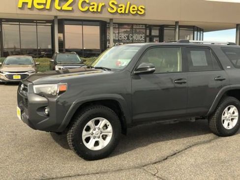 Used 2024 Toyota 4Runner SR5 Premium w/ Moonroof Package image 4