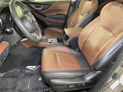 Used 2023 Subaru Forester Touring image 18