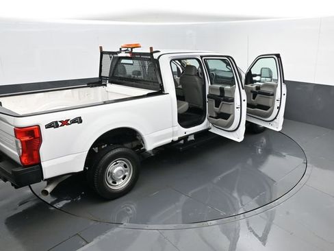 Used 2020 Ford F250 XL w/ Power Equipment Group AWD/4WD image 23