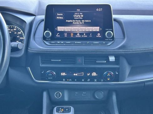 Certified 2023 Nissan Rogue SV w/ SV Premium B Package image 15