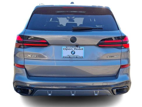 Certified 2025 BMW X5 xDrive40i w/ M Sport Package image 5