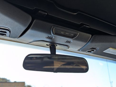 Used 2023 Jeep Wrangler Unlimited Sport image 29