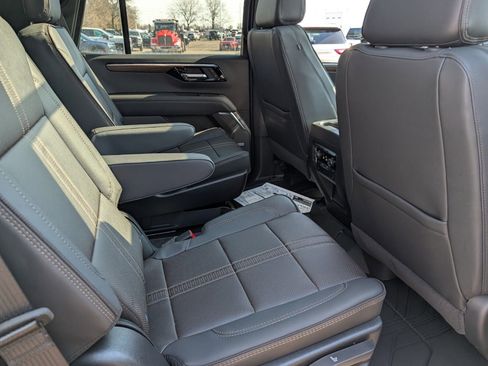 New 2026 Chevrolet Tahoe High Country AWD/4WD image 31