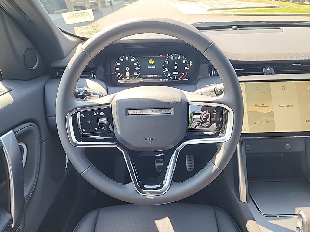 New 2026 Land Rover Discovery Sport Landmark AWD/4WD image 24