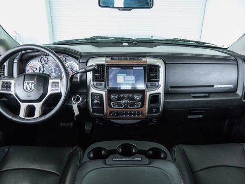 Used 2017 RAM 2500 Laramie AWD/4WD image 45