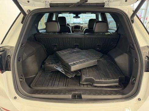 Certified 2022 Chevrolet Equinox RS w/ RS Leather Package image 38