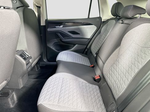 New 2026 Volkswagen Tiguan S image 22