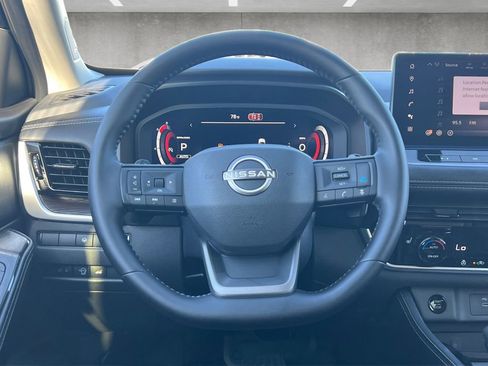 New 2026 Nissan Rogue Platinum image 21