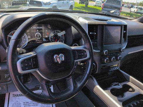 Used 2022 RAM 1500 Big Horn AWD/4WD image 14