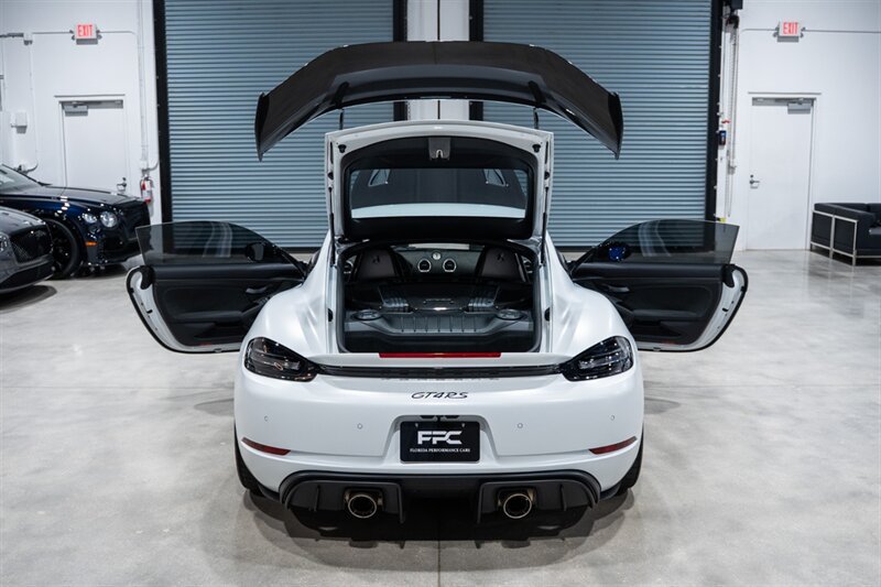 Used 2023 Porsche 718 Cayman GT4 RS RWD image 40