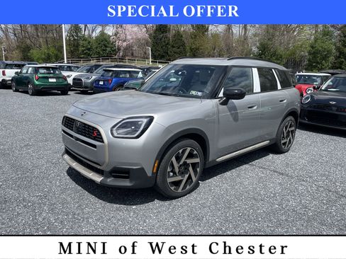 Used 2025 MINI Cooper Countryman S image 1