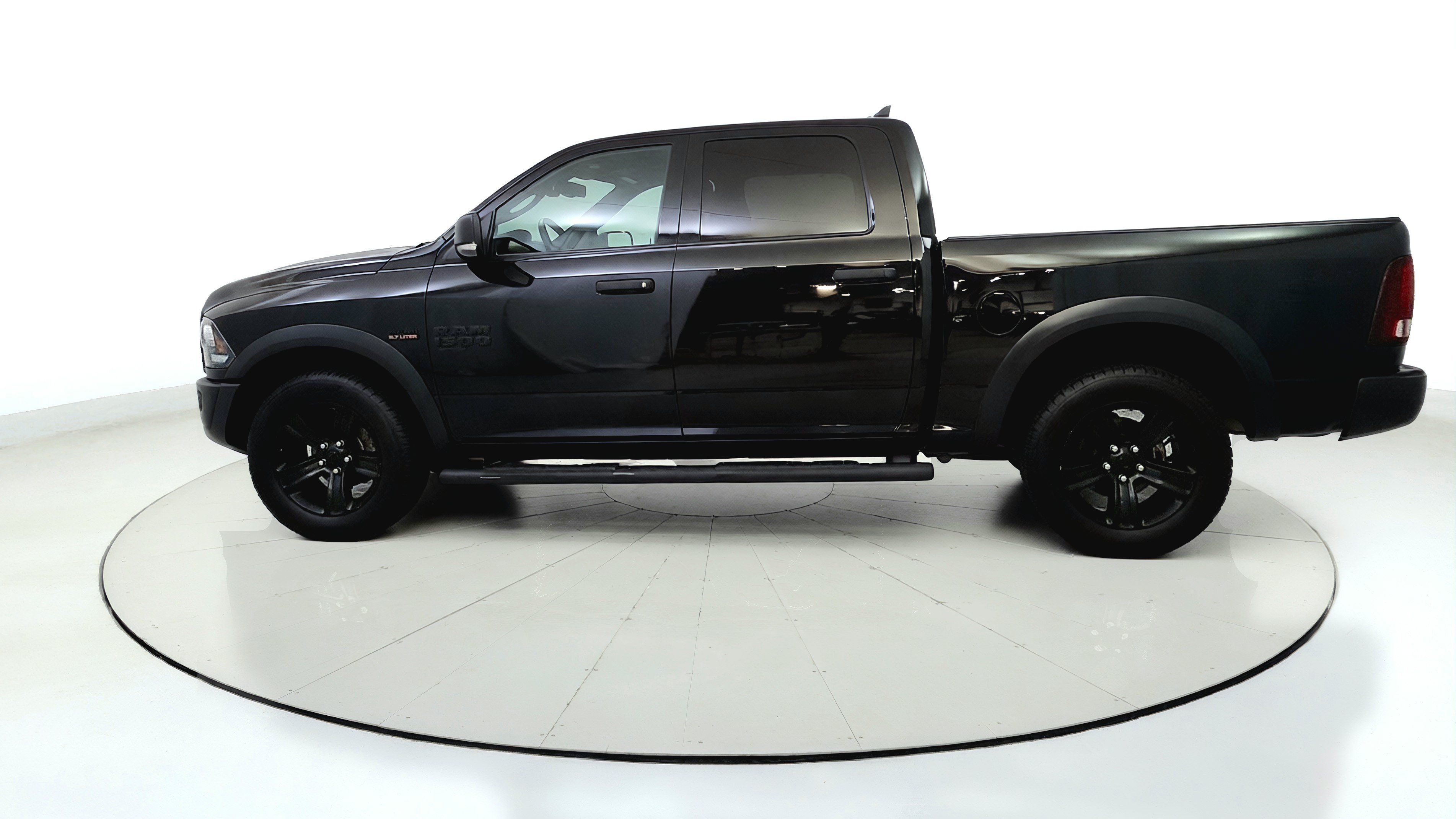 Used 2021 RAM 1500 Warlock w/ Luxury Group AWD/4WD image 4