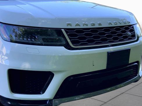 Used 2018 Land Rover Range Rover Sport HSE AWD/4WD image 29