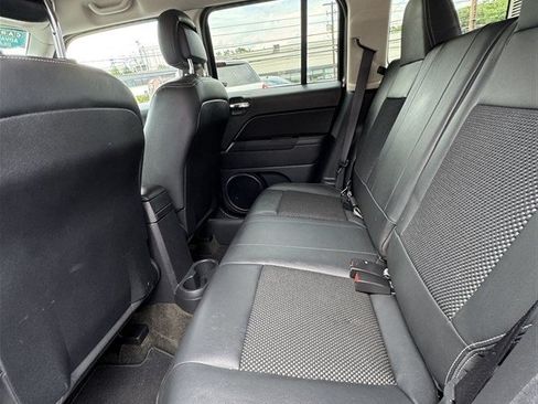 Used 2016 Jeep Patriot Sport w/ Power Value Group AWD/4WD image 11