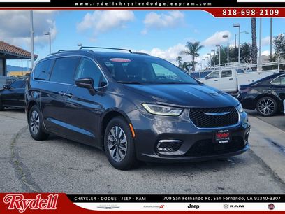 Certified 2021 Chrysler Pacifica Touring-L