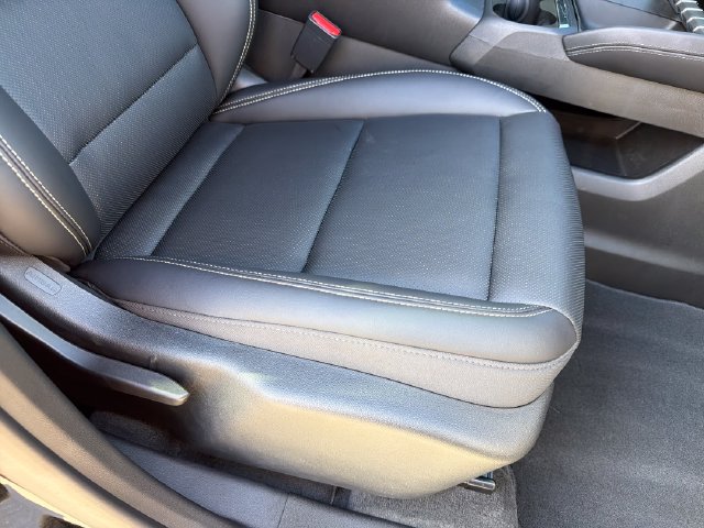 Used 2026 GMC Terrain Elevation w/ Elevation Premium Package FWD image 26