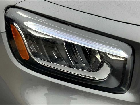 Certified 2025 Mercedes-Benz GLB 250 image 18