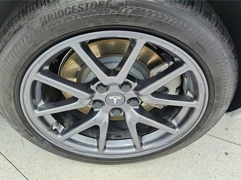 Used 2020 Tesla Model 3 Standard Range Plus image 57