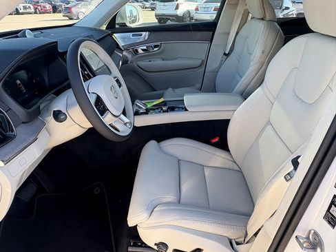 New 2026 Volvo XC90 B6 Ultra w/ Lounge Package image 16