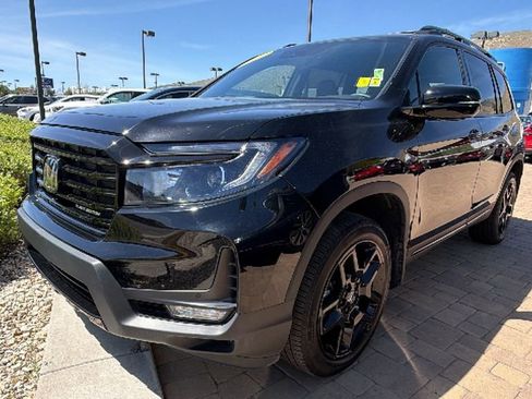 Used 2024 Honda Passport Black Edition image 4