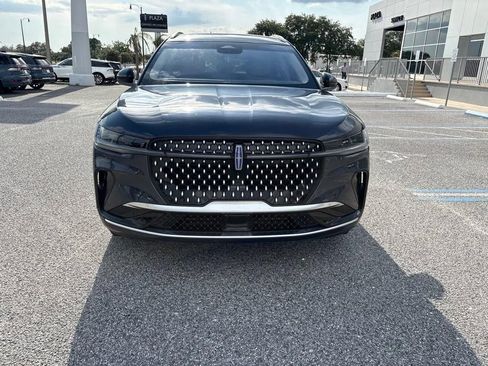 Certified 2024 Lincoln Nautilus Reserve AWD/4WD image 14