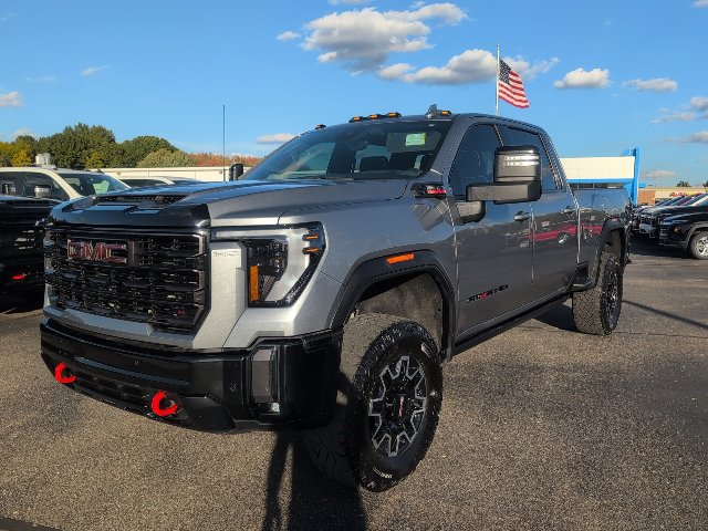 Used 2024 GMC Sierra 2500 AT4X AWD/4WD image 1