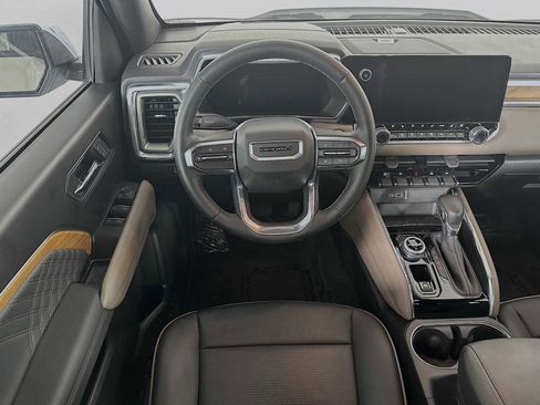 Used 2024 GMC Canyon Denali image 22