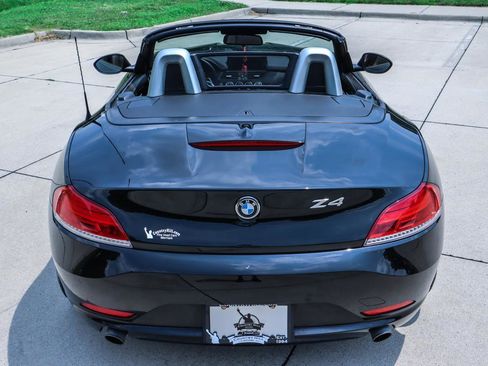 Used 2012 BMW Z4 sDrive35i image 16