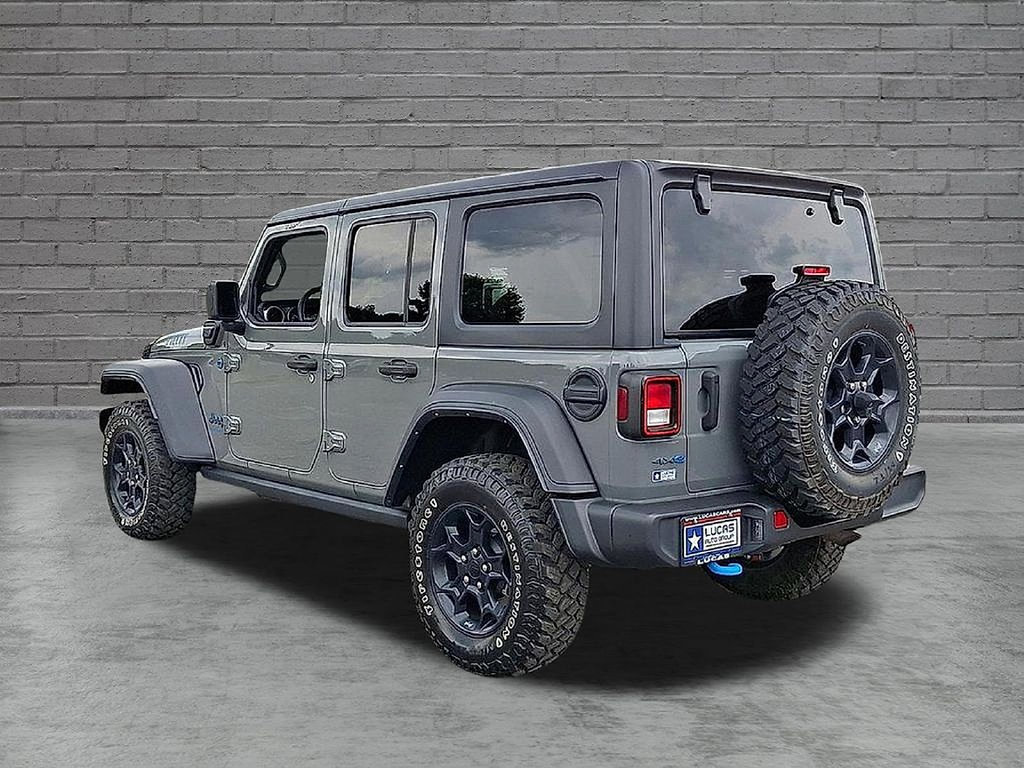 Used 2023 Jeep Wrangler Unlimited w/ Cold Weather Group AWD/4WD image 10