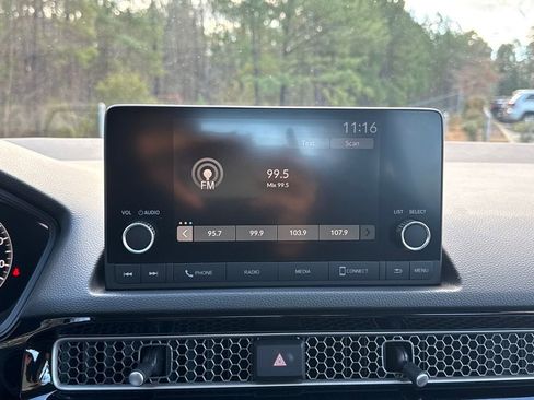 Used 2022 Honda Civic EX image 23