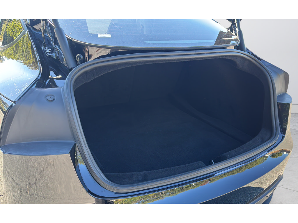 Used 2025 Tesla Model 3 Long Range RWD image 28