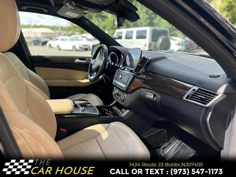 Used 2018 Mercedes-Benz GLS 450 4MATIC image 26