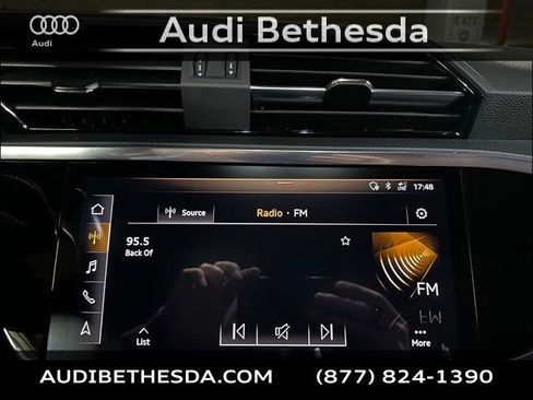 Used 2021 Audi Q3 2.0T Premium Plus image 18