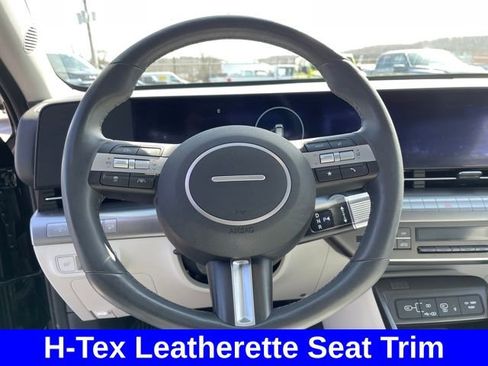 Used 2024 Hyundai Kona Limited image 21