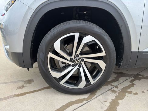 Used 2023 Volkswagen Atlas SE w/ Panoramic Sunroof Package AWD/4WD image 9
