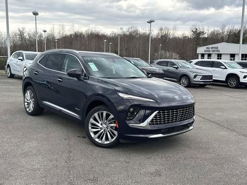 New 2026 Buick Envision Avenir image 2