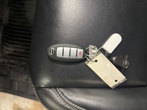 Certified 2024 Nissan Frontier SL image 31