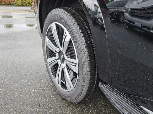 New 2025 Cadillac Escalade IQ Luxury 1 image 15