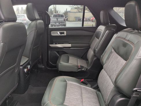 Used 2022 Ford Explorer Timberline w/ Timberline Technology Package AWD/4WD image 26