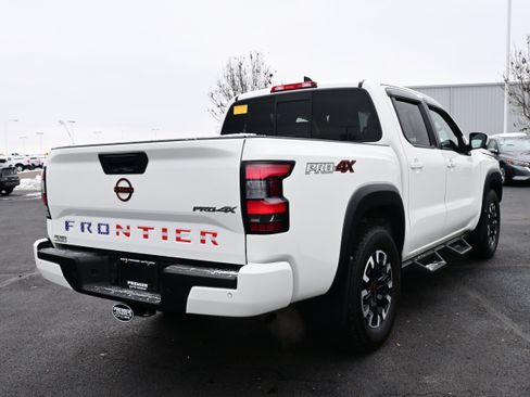 Certified 2022 Nissan Frontier PRO-4X image 8
