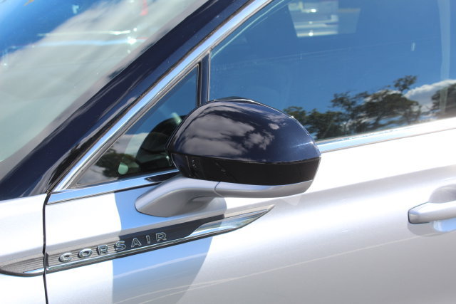 Certified 2023 Lincoln Corsair AWD image 13