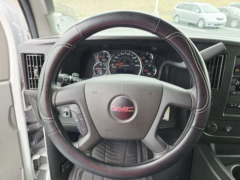 Used 2021 GMC Savana 2500 w/ Driver Convenience Package image 18